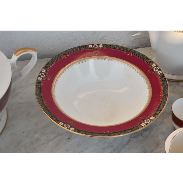 1960s Elegant Mid-Century Japanese Bone China Service for 12 in White and Noble Red For Sale - Image 10 of 17