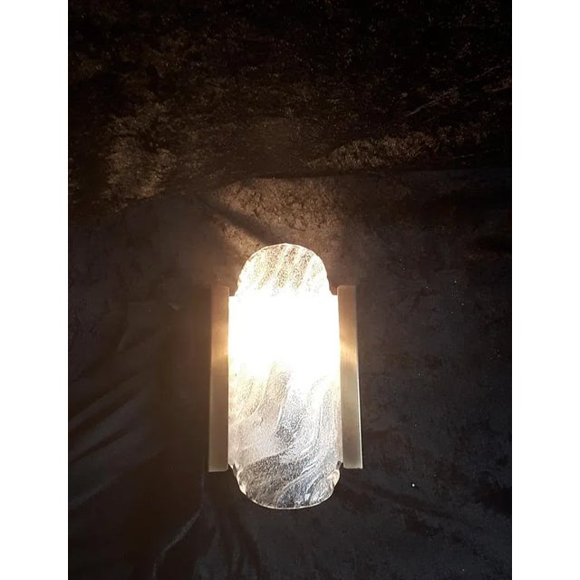 1980s Vintage German Wall Lamp with Gold-Colored Metal Frame and Ice Glass Screen from Fischer Lights, 1980s For Sale - Image 5 of 7