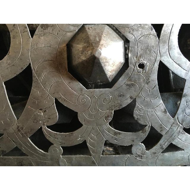 Early 17th Century Medieval Handcrafted Black Iron Coffer or Box, 1610 For Sale - Image 16 of 17