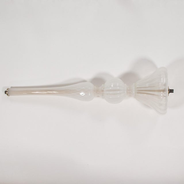 Mid‑Century Italian Martinuzzi-Inspired Pulegoso and Lattimo Murano Chandelier For Sale - Image 12 of 18