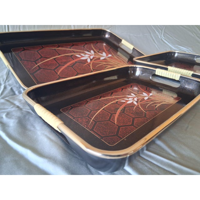 Vintage Japanese Style Serving Trays - A Set For Sale - Image 4 of 12