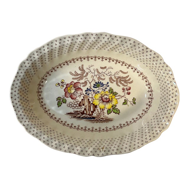 Vintage Royal Doulton "Grantham" Oval Serving Bowl, Made in England For Sale