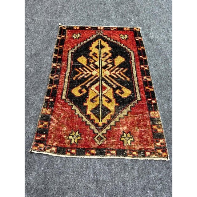 Turkish Yastik Rug 1'10" x 2'8" For Sale - Image 4 of 5