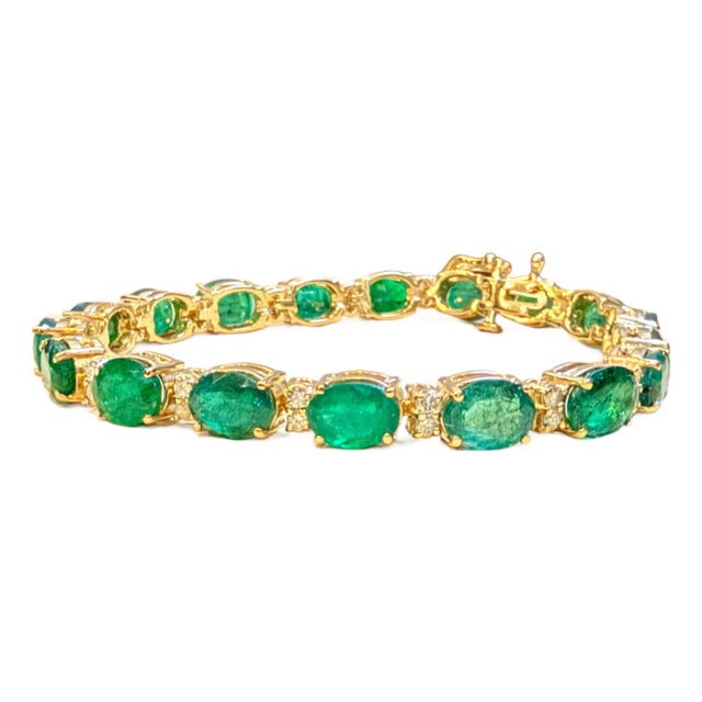 23 Carat Natural Zambian Emerald & 1.6 Ct Diamond Tennis Bracelet 14 Karat Gold For Sale