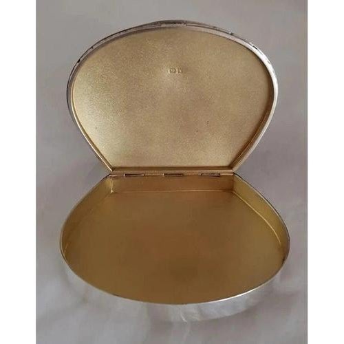 Antique George V Sterling Silver Tobacco Box from Percy James Finch, 1922 For Sale - Image 3 of 18