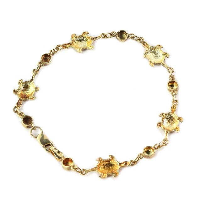 Contemporary Mid 20th Century Multi-Color Enamel Turtle 14k Yellow Gold Charms Bead Bracelet For Sale - Image 3 of 6