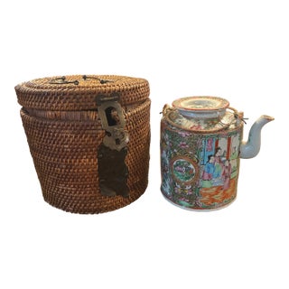 Antique Chinese Famille Rose Porcelain Teapot in Its Original Basket, 19th Century For Sale