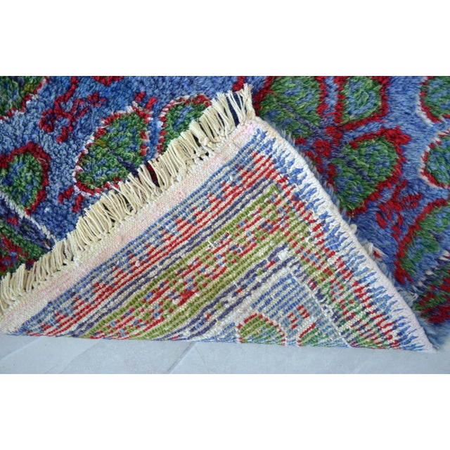 1940s Vintage Turkish Oushak Rug Hand Knotted High Pile Area Rug - 4′10″ × 8′5″ For Sale - Image 11 of 12