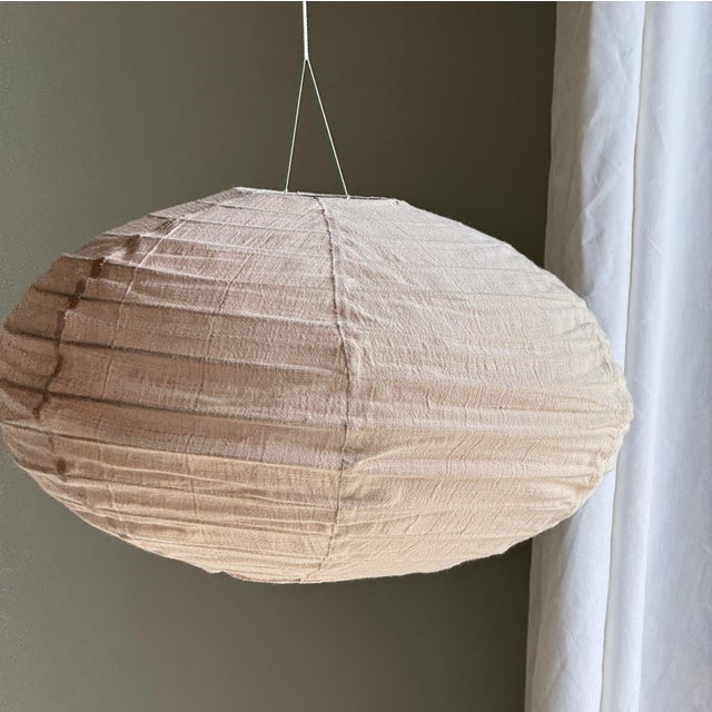 Textile Japanese Pendant Light in Rattan and Natural Linen For Sale - Image 7 of 18