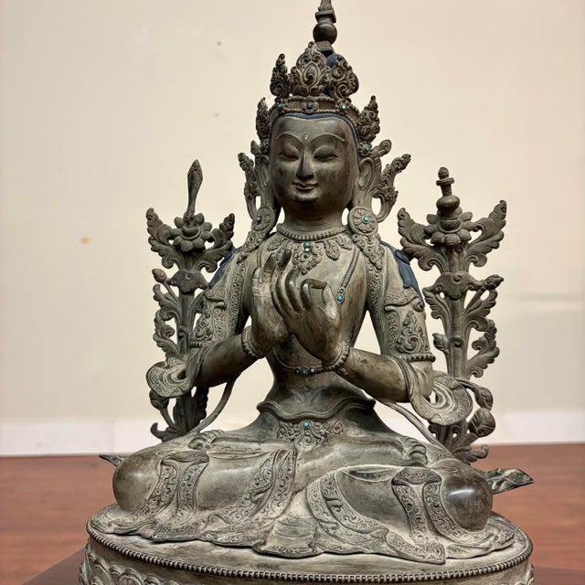 Large Vintage Nepalese Bronze Tara Statue For Sale - Image 4 of 11