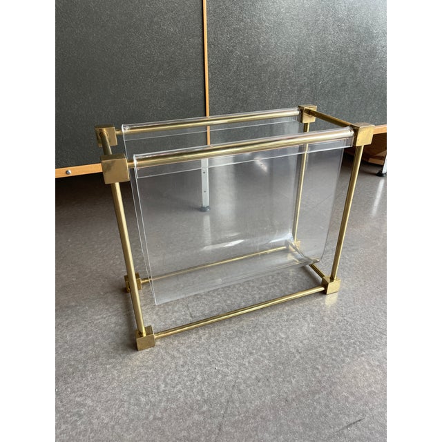 Charles Hollis Jones 1970s Charles Hollis Jones Attributed Hollywood Regency Brass Formed Lucite Magazine Rack Holder Design Rialto For Sale - Image 4 of 11