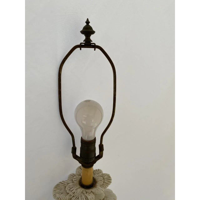 Wood Vintage 1960s Italian Blanc De Chine Geisha Lotus Lamp For Sale - Image 7 of 11
