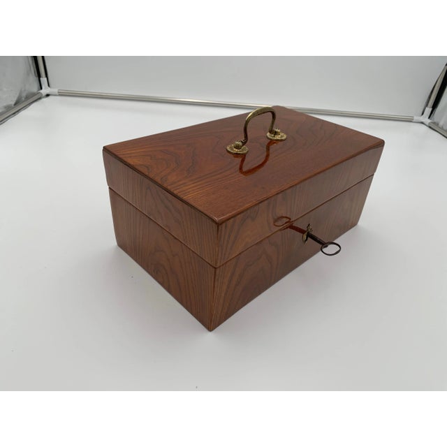Biedermeier Box, Ash Veneer, South Germany, circa 1830 For Sale - Image 4 of 7