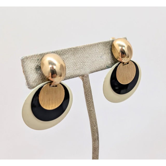 Mid-Century Modern Vintage 1970s Signed Napier Off White, Black & Goldtone Disc Pendant Clip Earrings-2 Pieces For Sale - Image 3 of 7
