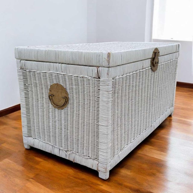 Vintage White Wicker Storage Trunk With Brass Hardware, Coastal, Rattan For Sale - Image 11 of 17