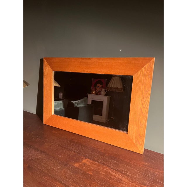 Modern Wall Mirror, 1920s-1930s, in Very Good conditions. Designed 1920 to 1949