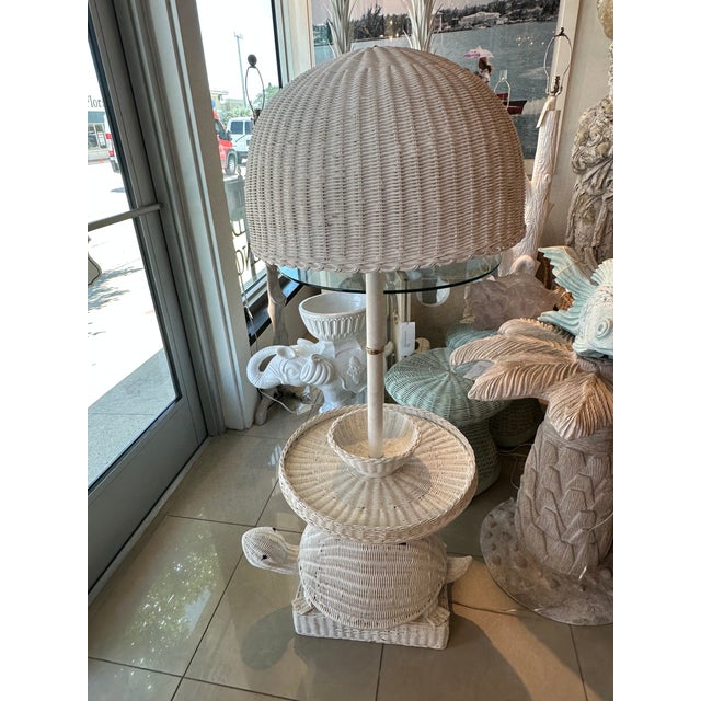 Vintage Palm Beach Wicker Turtle Floor End Side Table Lamp Newly Wired For Sale - Image 4 of 12
