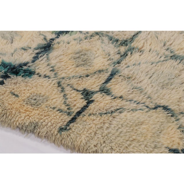 Textile Vintage Swedish Rya Rug With Teal Geometric Lattice on Beige Field - Rug & Kilim For Sale - Image 7 of 10