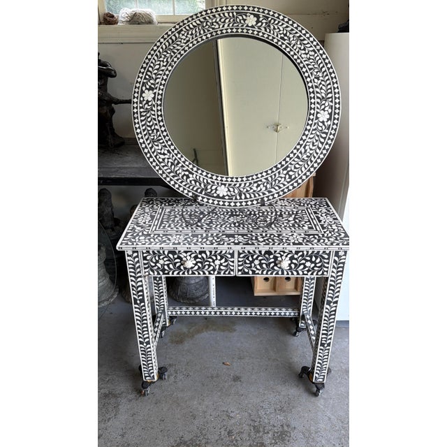 Aditya Handicrafts Indian Black & White Bone Inlay Dressing Table & 32.75” Round Mirror, 2021 For Sale - Image 4 of 13