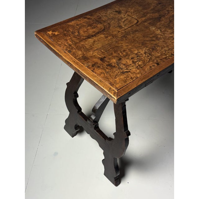 Burl walnut console table/side table. Originating from Italy, 18th century. Beautiful patina and color. with inlaid piping...