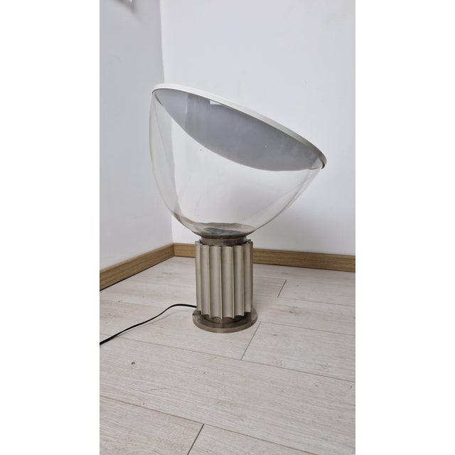 Taccia Table Lamp by Achille and Pier Giacomo Castiglioni for Flos, 1970s, in Very Good conditions. Designed 1970 to 1979...