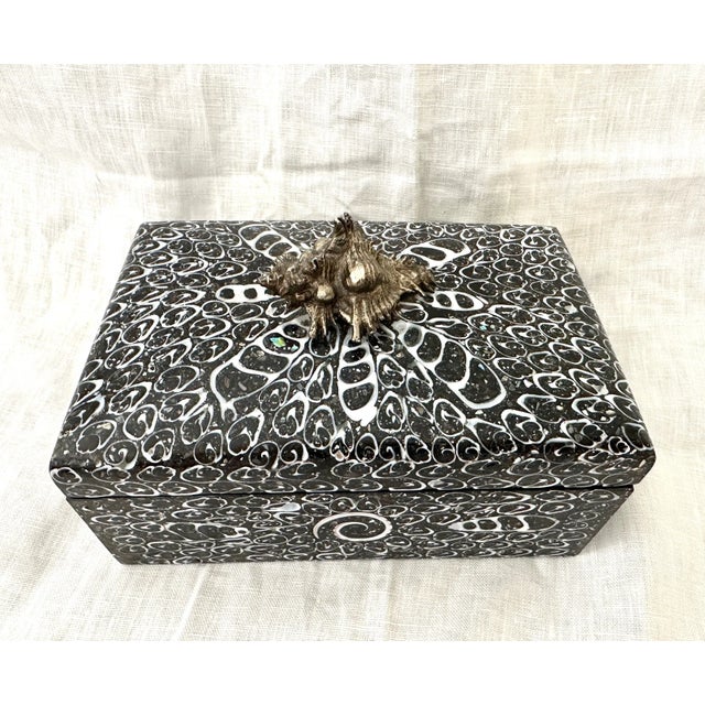 Maitland - Smith Maitland-Smith Tessellated Shell Trinket Box For Sale - Image 4 of 7