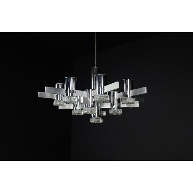 Chandelier with Chrome and Aluminium Fixture attributed to Gaetano Sciolari, Italy, 1970s For Sale - Image 15 of 17