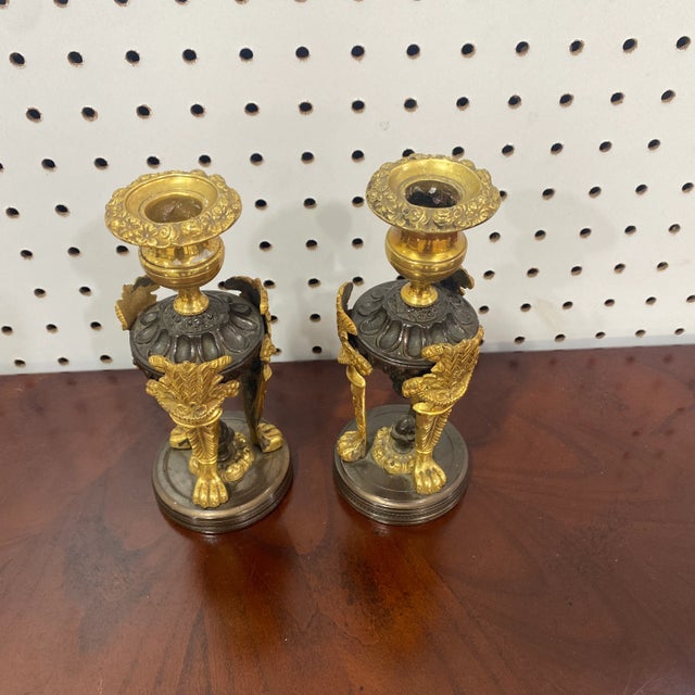 Pair of Early 20th Century Georgian Bronze Regency Style Patinated Bronze and Ormolu Candlesticks For Sale - Image 10 of 11