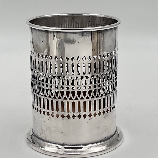 Silver Mid 20th Century Mid-Century Sheffield Silver Co. Silverplate Pierced Wine Bottle Holder For Sale - Image 8 of 11