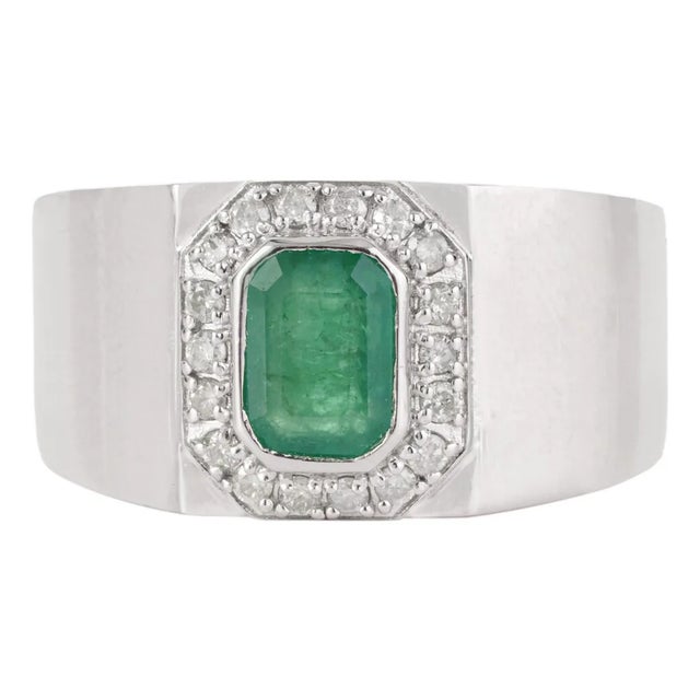 Vintage Style Cushion Cut 1.2 Ct Emerald & Diamond Halo Signet Ring in 925 Silver Size 5 For Sale
