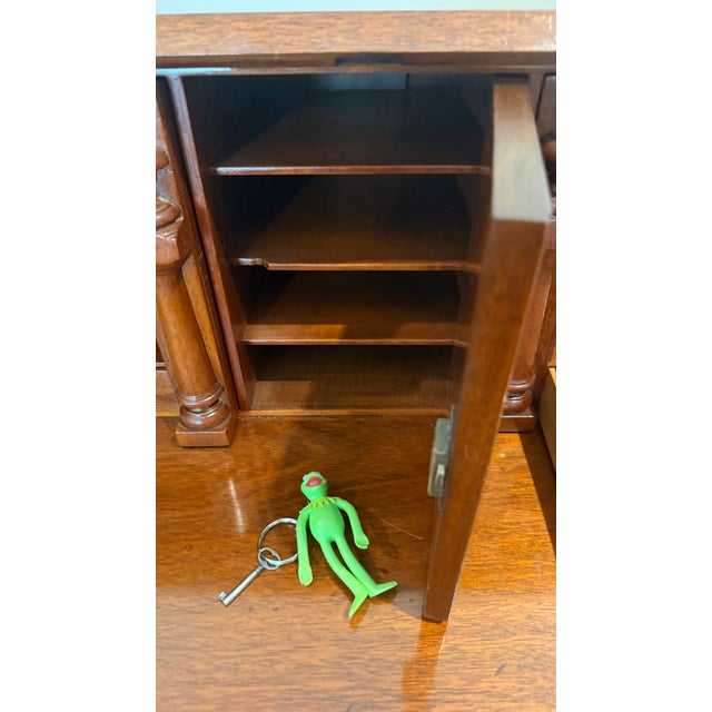 Early 20th Century Federal Revival Mahogany Drop Front Secretary Desk With Inlay For Sale - Image 15 of 17
