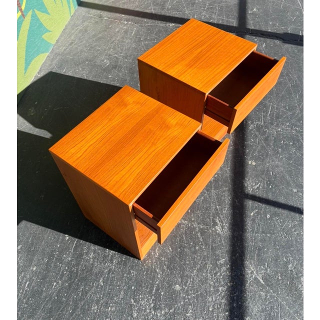 Late 20th Century Danish Teak Nightstand Pair For Sale - Image 5 of 7