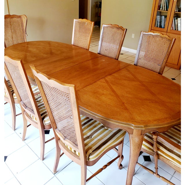 Hickory Manufacturing Co Dining Room Set Chairish