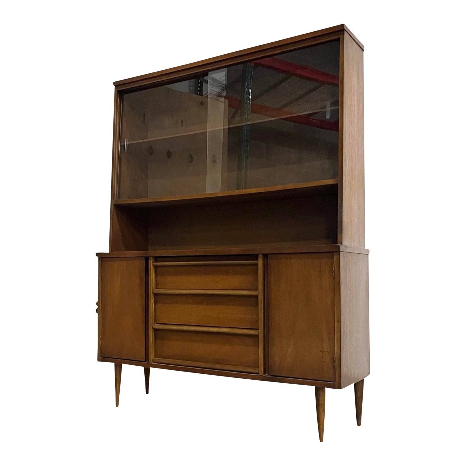 Mid Century Modern Bassett Furniture Co China Cabinet Hutch | Chairish
