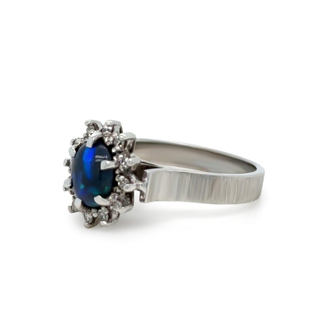 Contemporary 18ct White Gold Black Opal and Diamond Cluster Ring 0.62ct 5.28g, Size 5.25 For Sale - Image 3 of 6