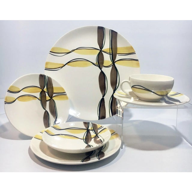 Blue Ridge China Modernist Ribbon Dinnerware - 6 Piece Place Setting For Sale - Image 10 of 10