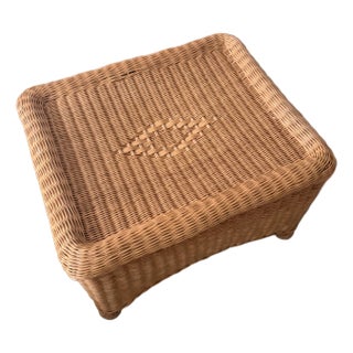 Vintage 1960s Handcrafted Wicker Coffee Table & Ottoman With Bun Feet For Sale