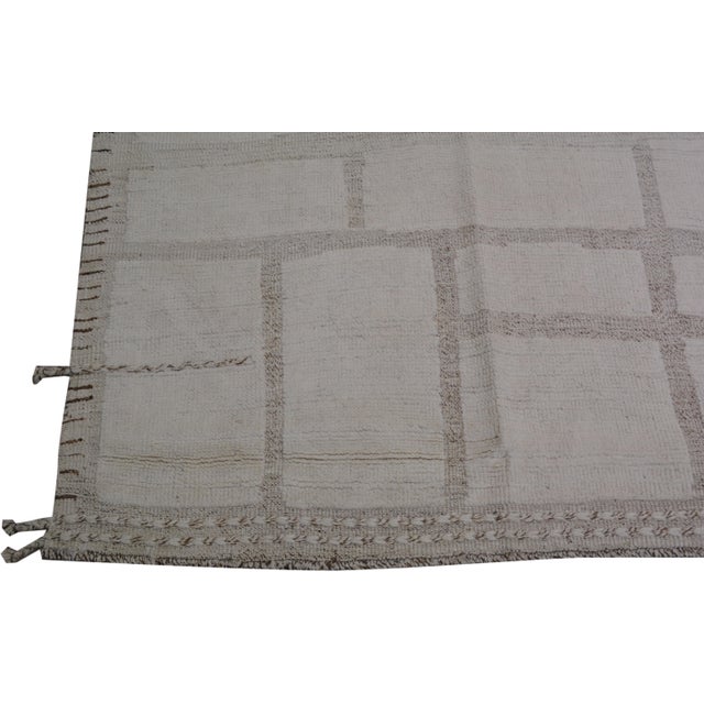 2010s Moroccan Hand Knotted Wool Rug, 10'3''x14'1'' For Sale - Image 5 of 6
