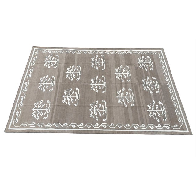 Looking for a custom size or color? For more information on customization capabilities, please reach out to...