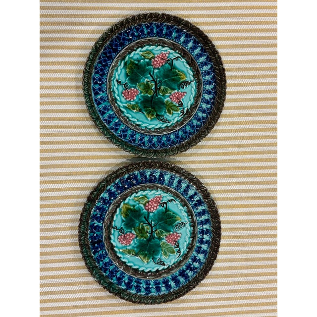 Late 19th Century Antique Majolica Grapevine Plates by Villeroy & Boch - A Pair For Sale - Image 13 of 13