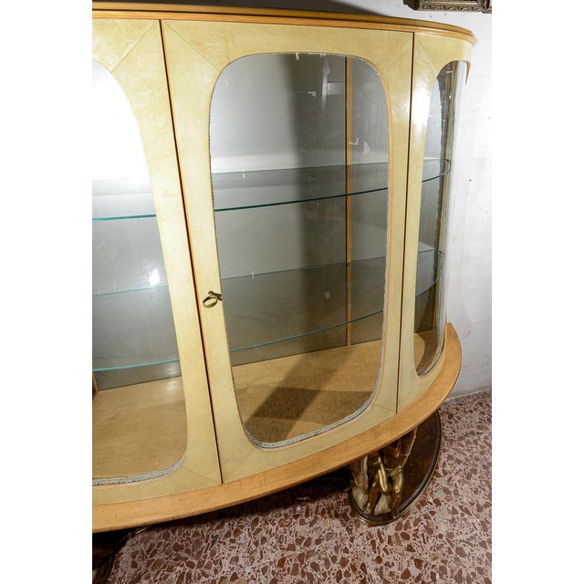 Rounded Display Cabinet in Parchment with Golden Cherubs, 1950 For Sale - Image 16 of 18