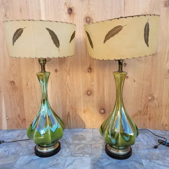 Mid Century Modern Green Table Lamps - Pair For Sale - Image 9 of 11