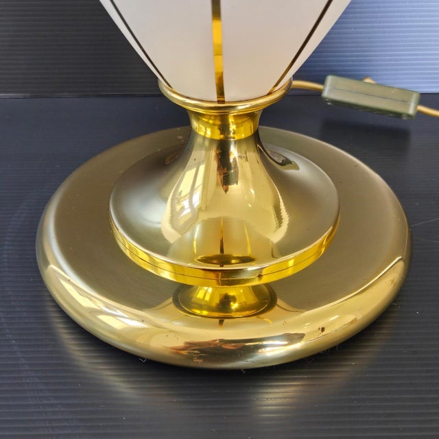 Good overall condition, some signs of wear on the base, ceramic in very good condition. Works, original wiring. Height 58...