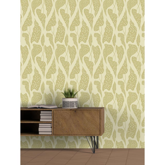 Non-woven fiber-based material with a smooth satin finish. We use the latest digital technology providing the highest...