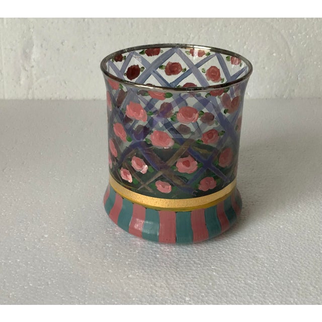 The variation in the basic pattern is an indication of the creativity of the individual artists who hand paint each item...