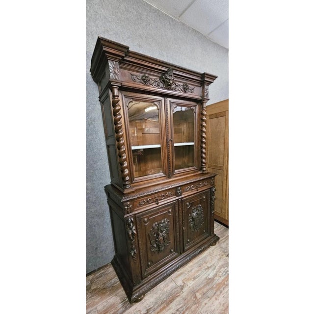 Antique Renaissance Carved Wooden Two-Part Bookcase For Sale - Image 3 of 13