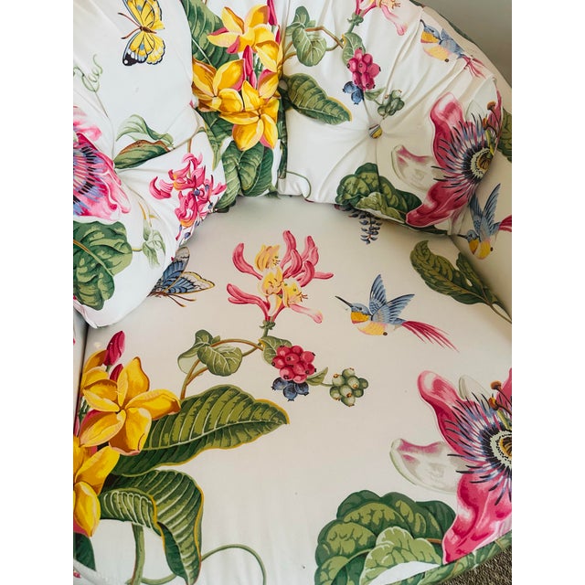 1960s Vintage Swivel Chair Reupholstered in Brunswick and Fils Fabric For Sale - Image 5 of 8