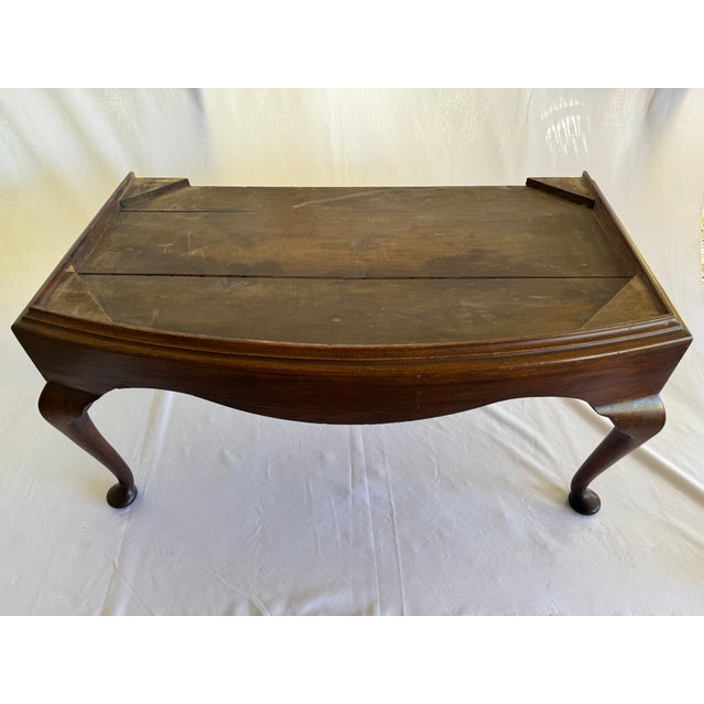 Early 19th Century George III English Bow Front Mahogany Chest on Stand For Sale - Image 17 of 18