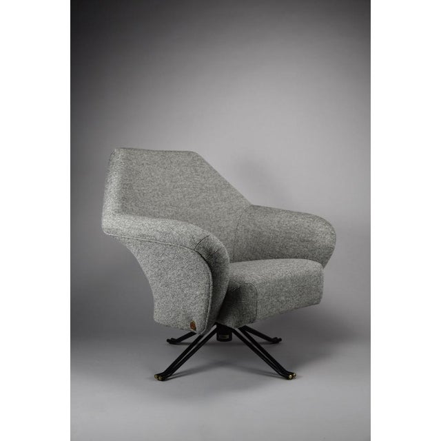 Mid-Century Italian P32 Lounge Chair by Osvaldo Borsani for Tecno, 1960 For Sale - Image 10 of 14