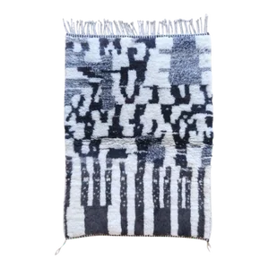 Moroccan Abstract Shag Wool Rug - 5.2 X 3.6 Ft